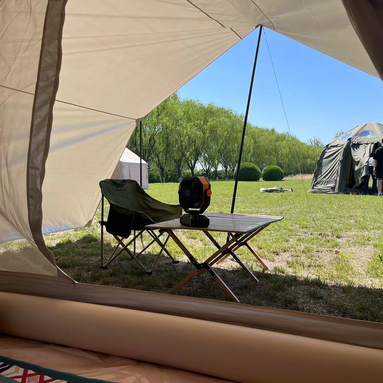 เต็นท์แคมป์ปิ้งแบบเป่าลมติดตั้ - Outdoor Inflatable Camping Tent With Air Pump บทวิจารณ์และราคา